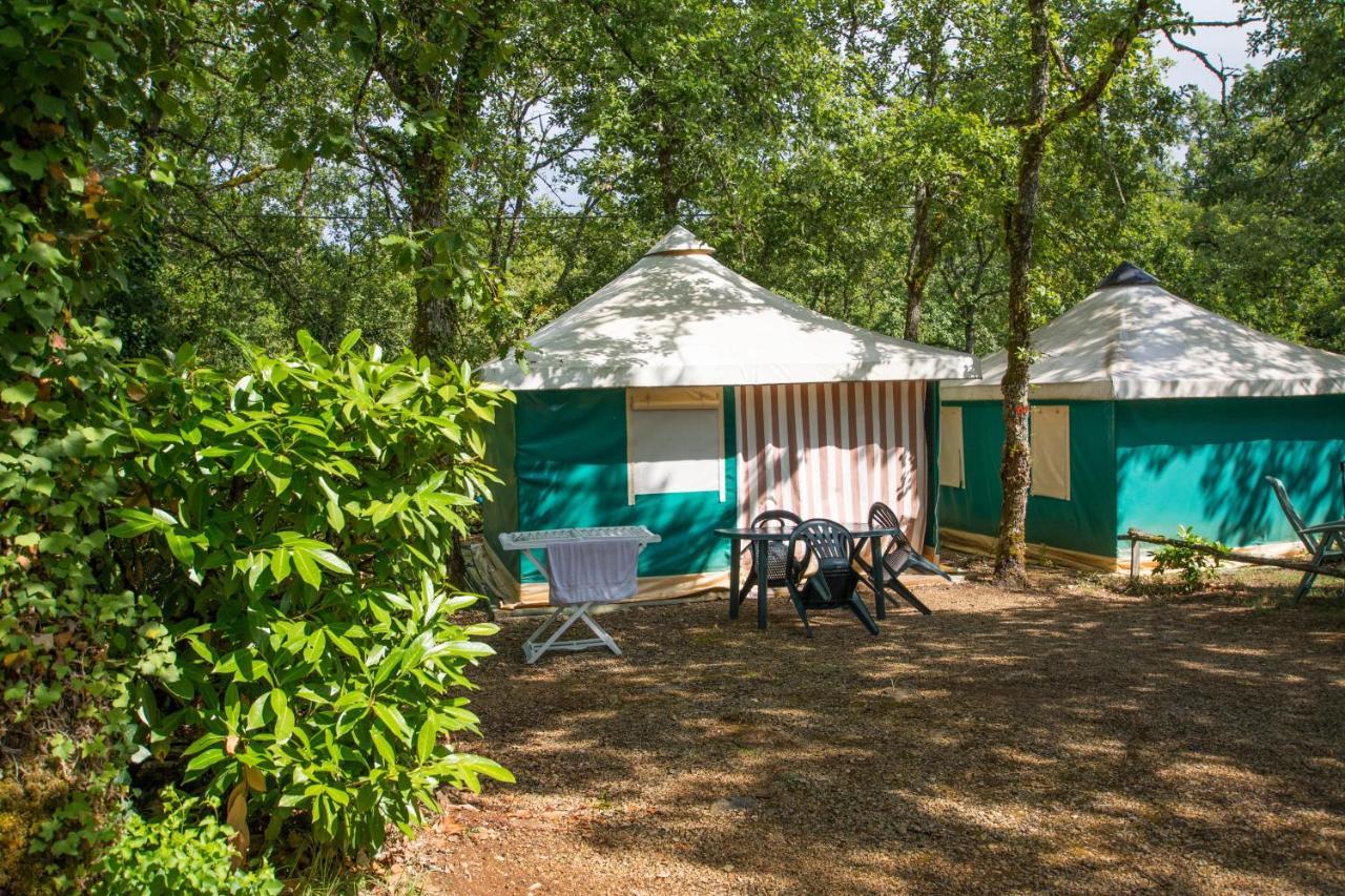 فندق Camping Au Bois Dormant Chauffour-sur-Vell المظهر الخارجي الصورة