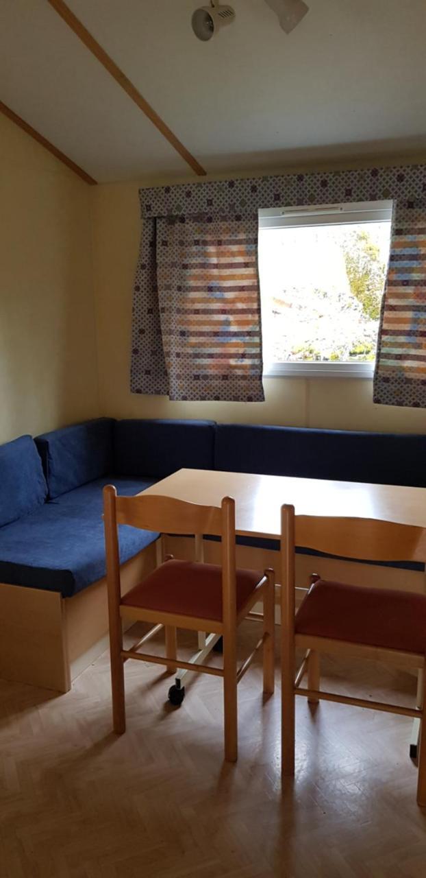 فندق Camping Au Bois Dormant Chauffour-sur-Vell المظهر الخارجي الصورة