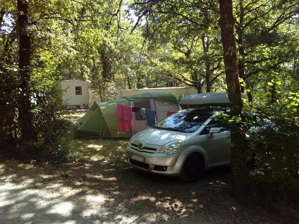 فندق Camping Au Bois Dormant Chauffour-sur-Vell المظهر الخارجي الصورة
